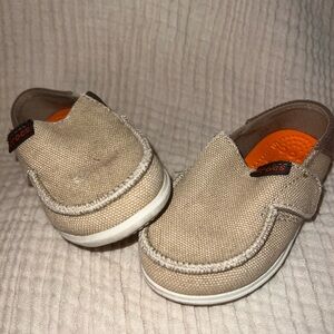 CROCS Men's Beige Slip-On Loafers